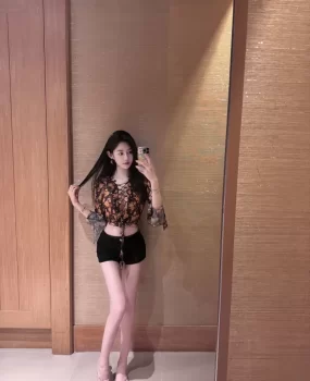 朝阳玩到嫩妹儿年轻漂亮