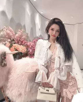 美容院身材超好颜值高气质本人小姐姐