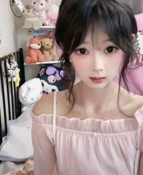 业余时间做兼职的学生妹