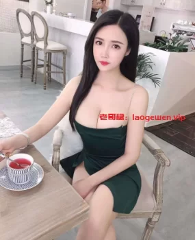 学妹下海兼职，技术服务一级棒，胸大水多逼紧